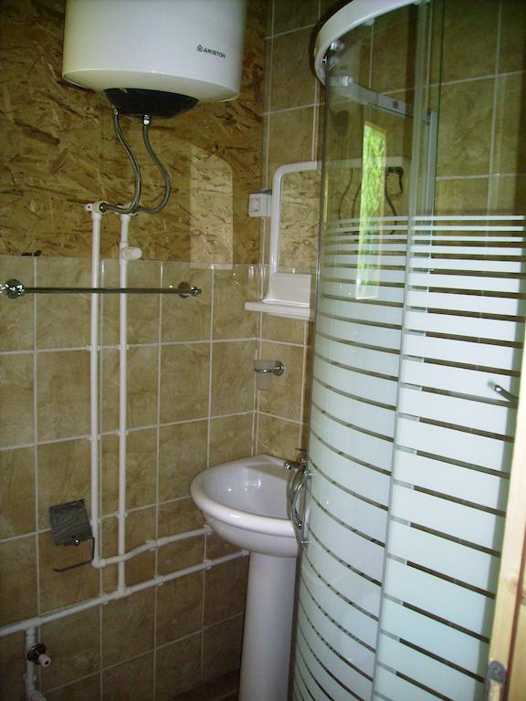 Hotel Eko Oaza-Tear Of Europe Dobrilovina Habitación foto